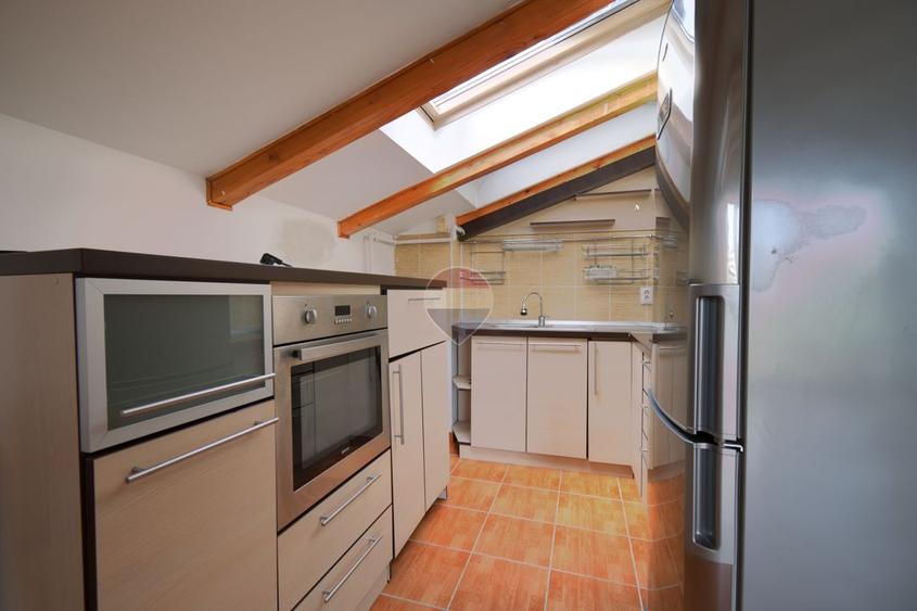 Apartament 2 camere de vanzare Floresti
