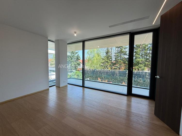 Vilă premium individuala, teren 800 mp, piscină și smart home, Iancu Nicolae