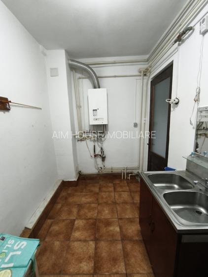 De închiriat: casă spațioasă cu terasă și garaj – Domenii - 10