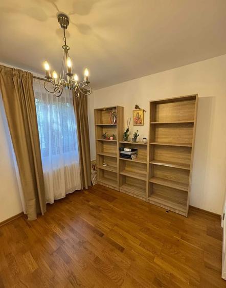 Etaj 1 - Alexandru - Piata - 2 camere decomandat - renovat - liber