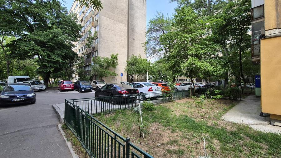 APARTAMENT 3 CAMERE DE VANZARE GORJULUI - 20