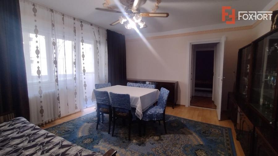 Apartament 3 camere 66 mp, zona Lipovei - Garaj