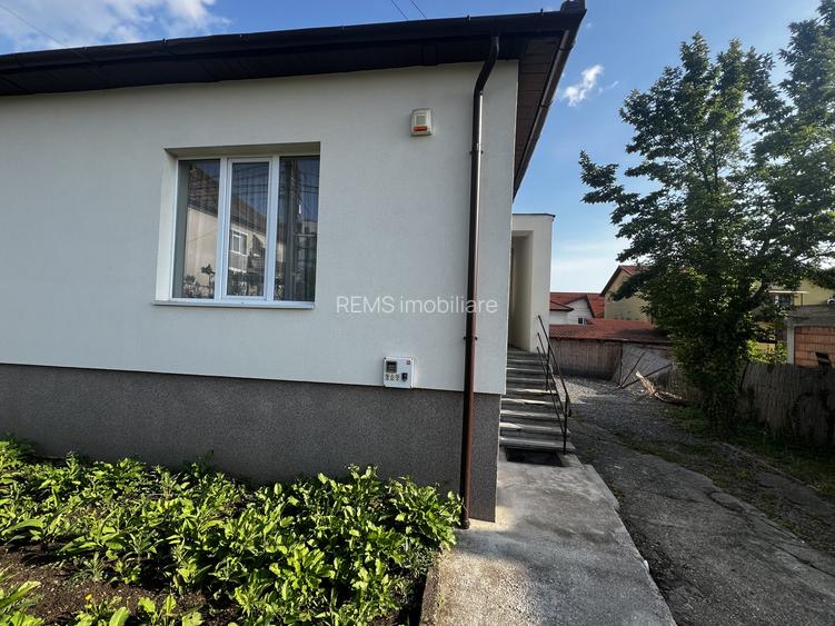Casa de vanzare in cartierul Andrei Muresanu - 3