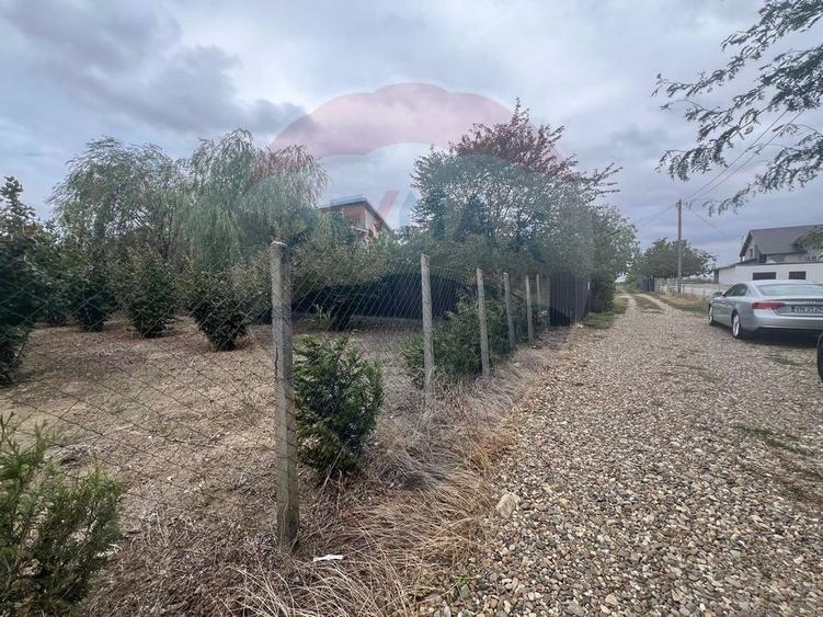 Teren 1300mp Campineanca / Intrare din Strada Hotarului