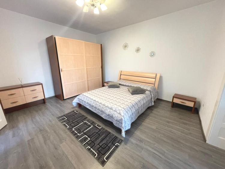 Casă spațioasă cu teren generos | 2 fronturi stradale | Zona Centrală