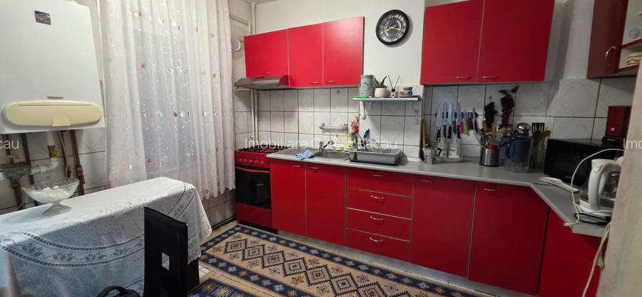 Apartament 3 camere decomandat-Orizont-Letea - 2