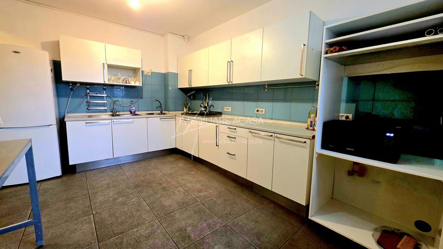 Apartament cu 5 camere-239 mp.+ terasa 358 mp. Prelungirea Ghencea 281- parter - 33