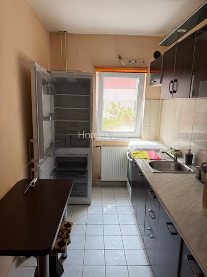Apartament cu o cameră decomandat Buziașului