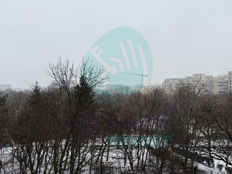 3 camere " LA CHEIE" cu vedere catre Parcul Plumbuita