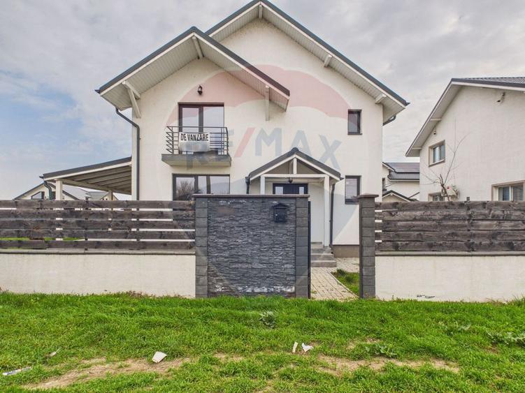 Vila moderna 5 camere P+1 de vanzare in Crevedia