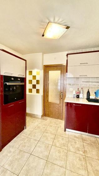 Apartament 4 camere ultracentral - 100 mp
