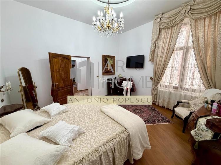 Casa 11 camere D+P,cu o arhitectura deosebita, ultracentral, Ploiesti. - 9