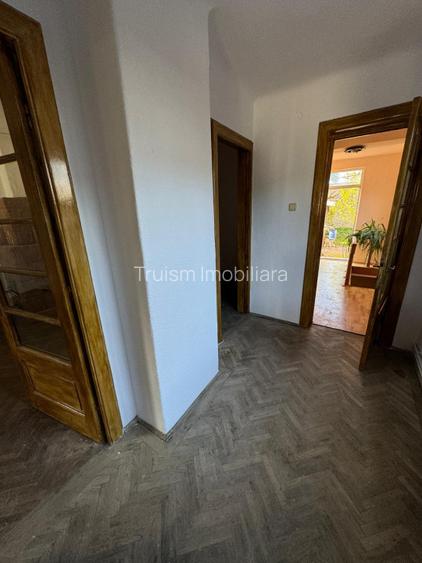 Vanzare Casa 3 Camere - Zona Ana Ipatescu, Langa Penitenciar