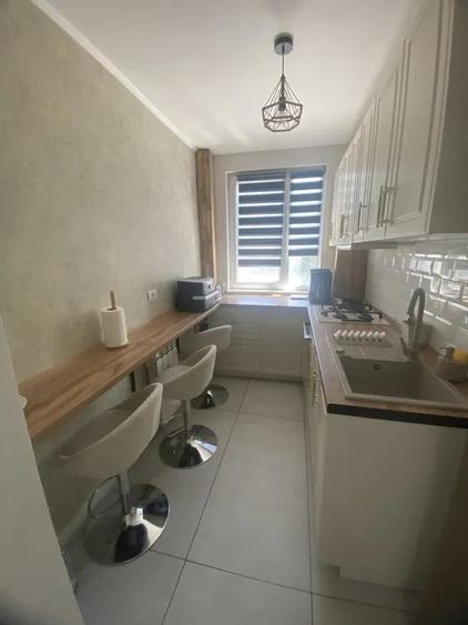 Apartament 2 camere, decomandat, 52 mp, ac, balcon, metrou, Drumul Taberei