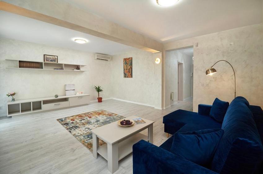 Casă modernă 4 camere cu garaj, Pipera