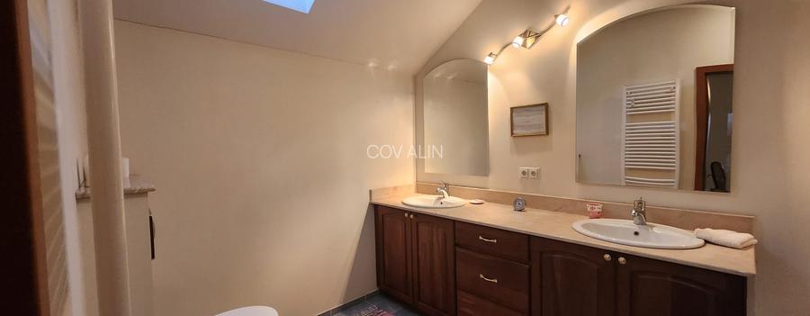 Casa in STUPINI, P+M, constructie 2008, 5 camere, 348 mp utili, teren 1000 mp, - 13