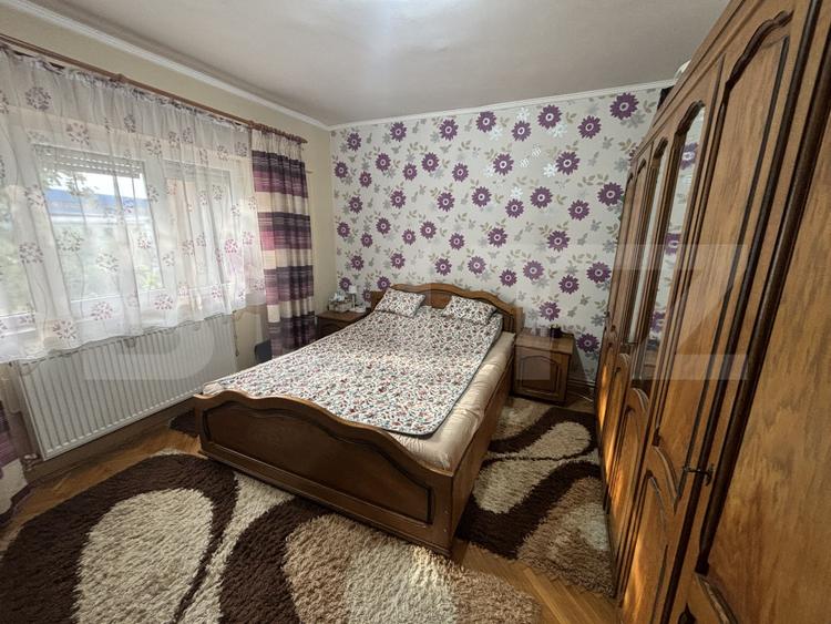 Apartament 3 camere de vânzare , 75 mp, Cartierul Carpați II