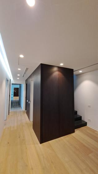 APARTAMENT 4 CAMERE CU SCARA INTERIOARA TIP LOFT -ULTRA LUX