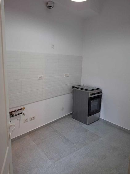 Apartament 2 camere de vânzare, vilă, parter, curte, încălzire în pardoseală