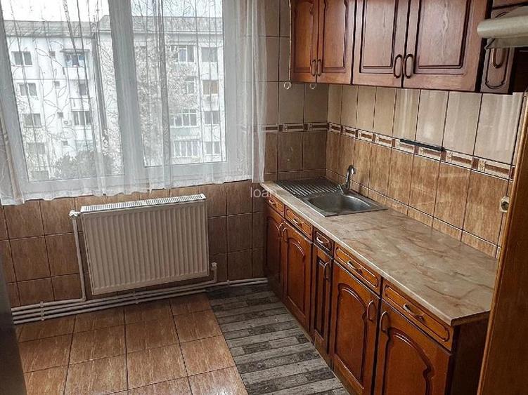 Apartament 2 camere, semidecomandat, loc. Falticeni - 3