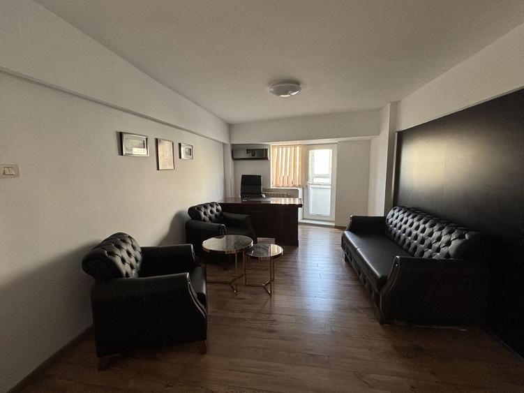 Apartament 4 camere zona Piata Alba Iulia