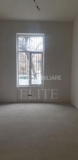 Apartament 4 camere în zona PIATA ABATOR - 24