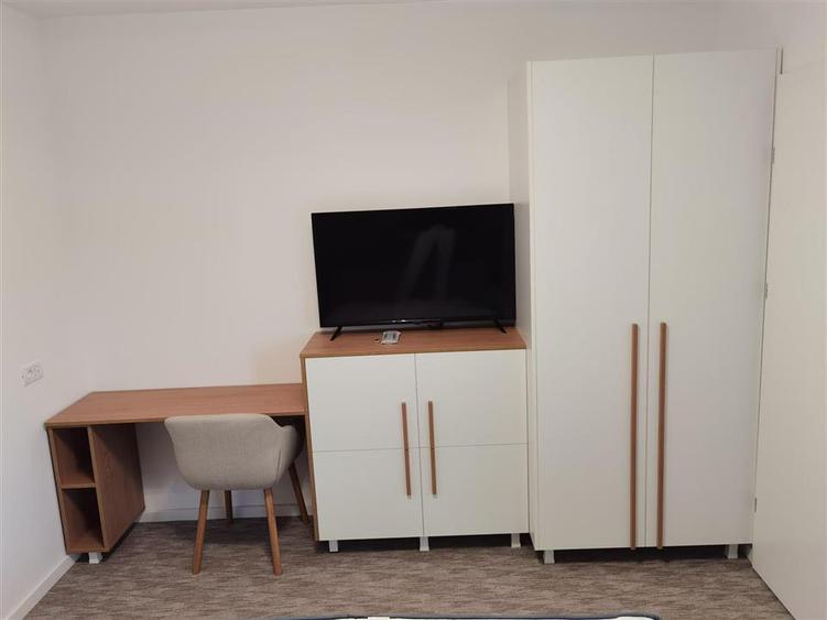 Apartament cu 3 camere zona centru vechi