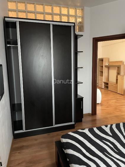 Apartament de vanzare 3 camere - 10