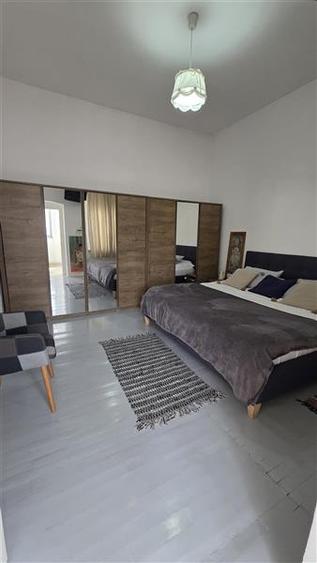 Casa boiereasca, eleganta,piscina, mobilata, teren 613 mp - Agronomie