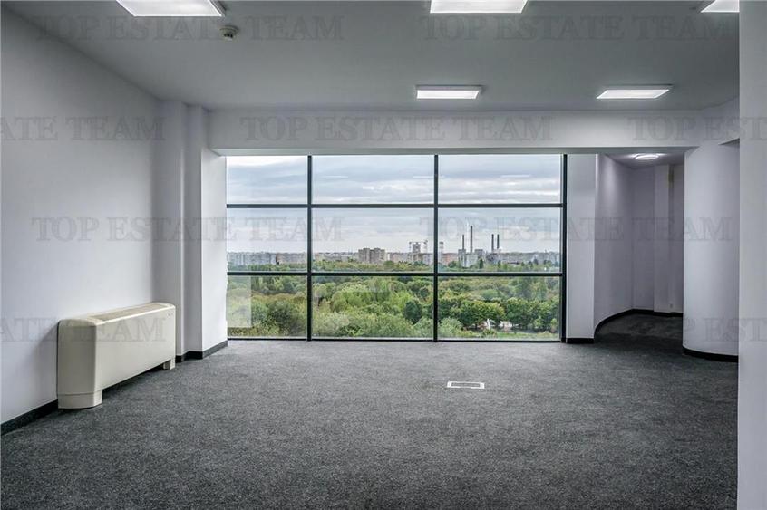 Spatiu comercial cu view de inchiriat in Sector 3