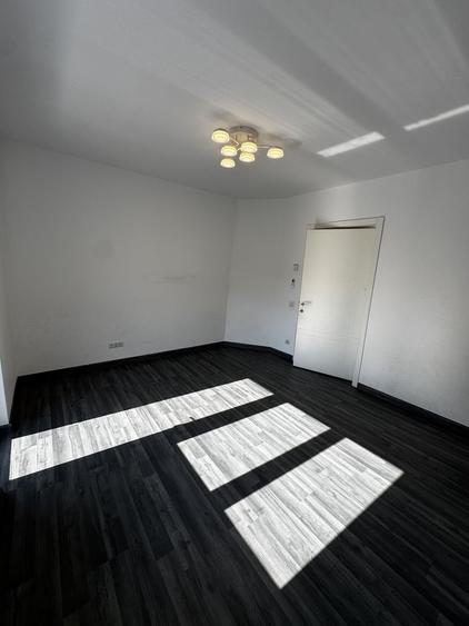Vila 3 apartamente / 9 camere Piata Unriii - Parcul Carol IM603