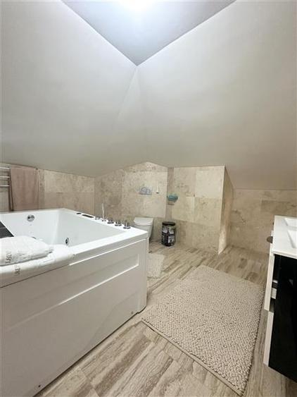 Casa de Vis in Agigea - D+P+M cu Teren de 400 mp