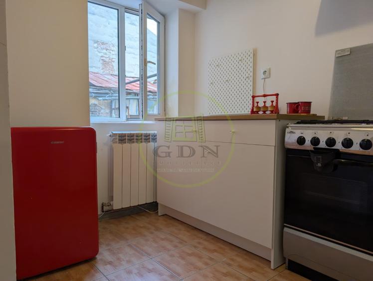 Garsoniera studio de inchiriat in Centrul Istoric al Sibiului-Strada Gh Lazar