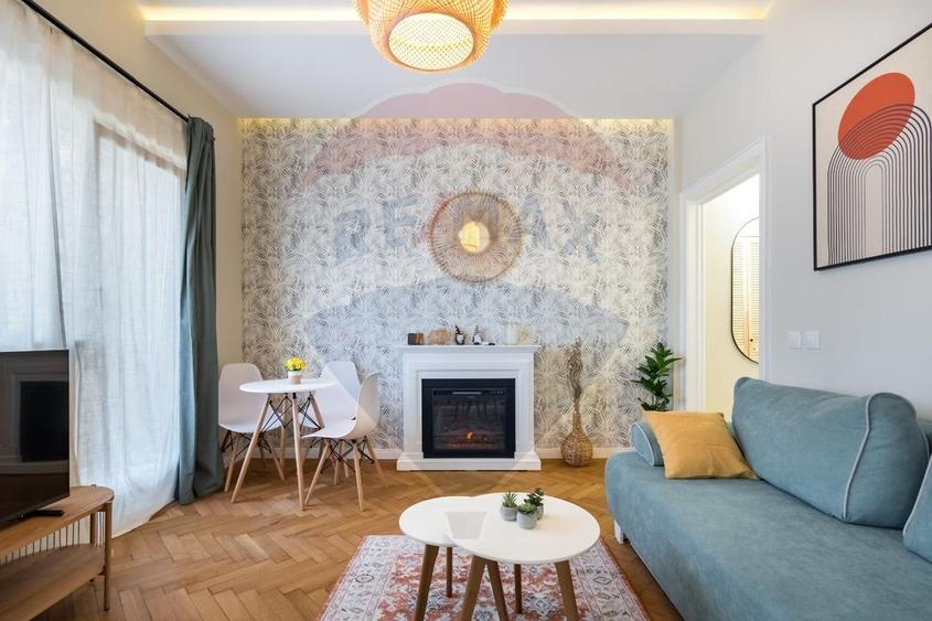 Studio dublu renovat complet | Zona Armenească | Prima închiriere