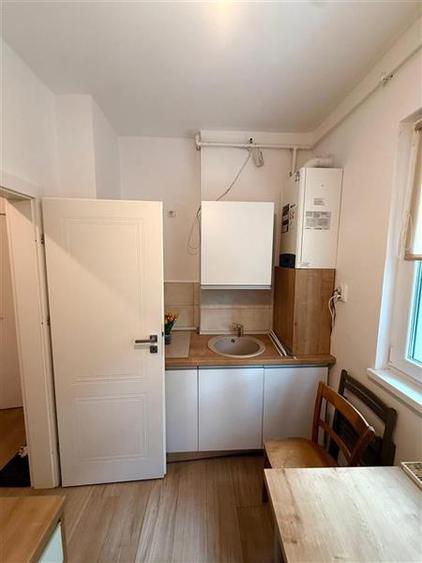 Apartament 2 camere decomandat zona Centrul Civic
