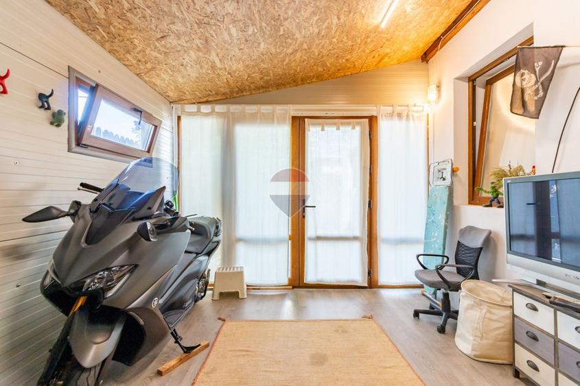 Apartament 4 camere in vila Turda | Basarab Metrou | curte proprie