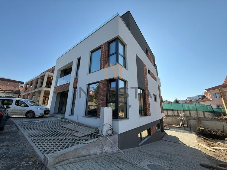 Spatiu comercial pretabil pentru activitati medicale!