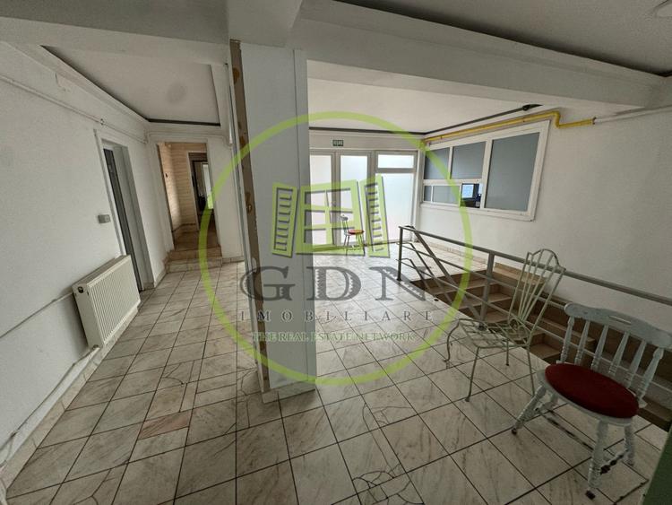 Spatiu comercial, 233mp, D+P, 6 incaperi, cartier Brazda, zona Amaradia