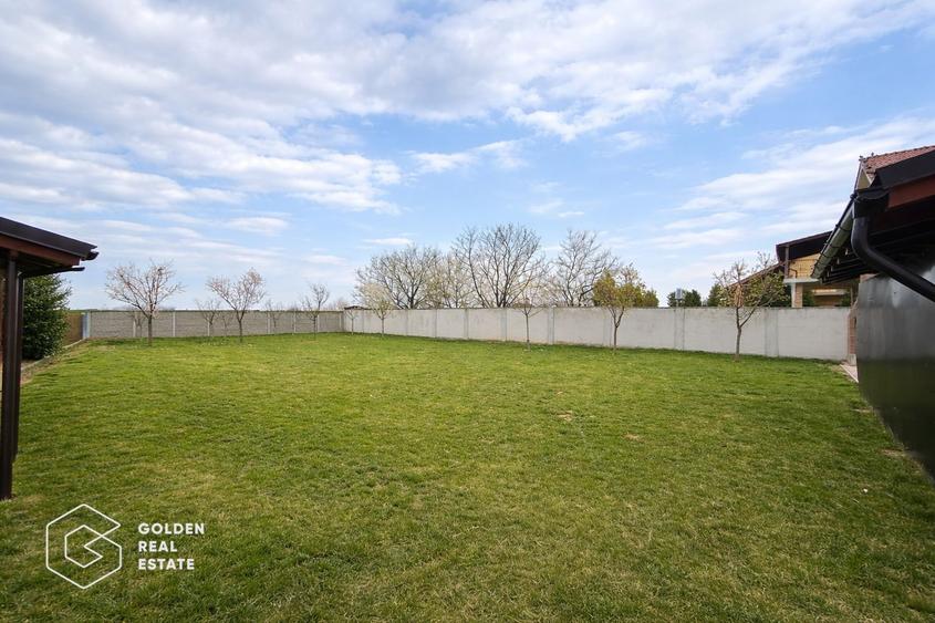 Vila la cheie, 3 camere Mandruloc, 1055mp teren, garaj, la 13 km de Arad