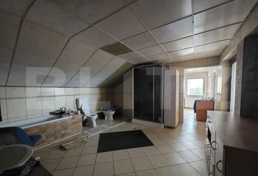 Casa P+M de vanzare, 215 mp, zona Lucian Blaga Satu Mare