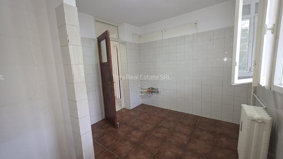 2 camere – Str. Murgeni - Titan - Basarabia - Bloc 1992 - 9