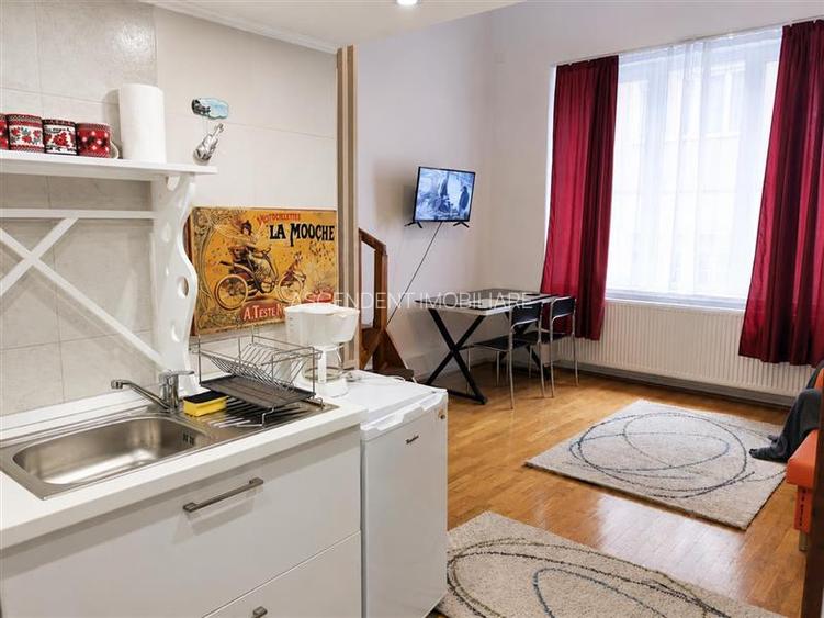Studio, 30mp, etaj 1, Piata Sfatului, Centrul Istoric, Brasov - 4
