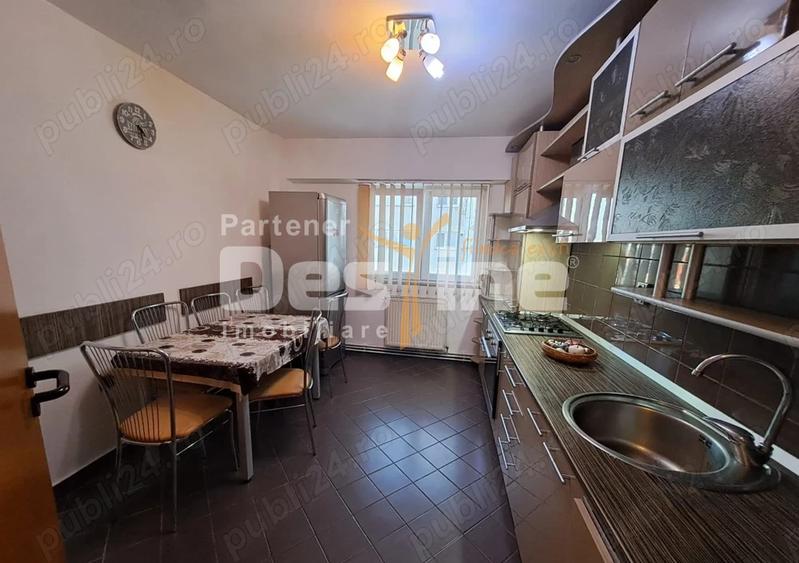 3 cam dec, Aradului-Mall -Agronomie, 2 bai, centrala proprie