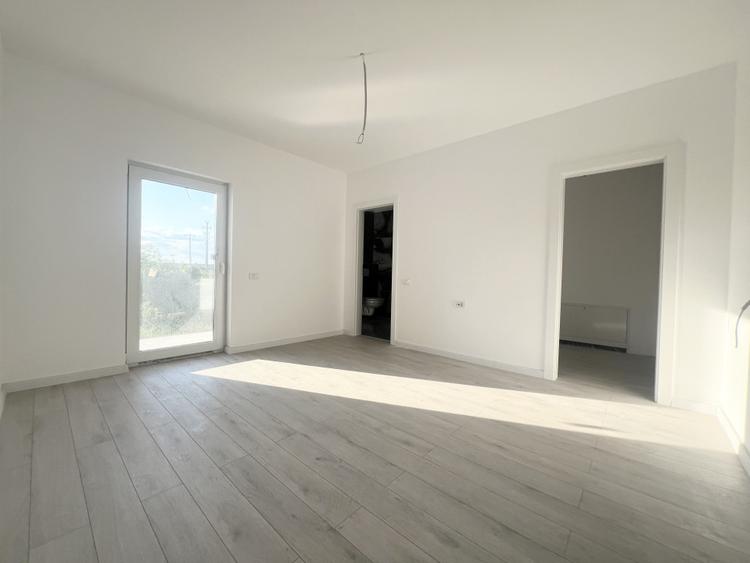 Duplex 5 camere, 107mp, 302mp teren, constructie noua - Giarmata