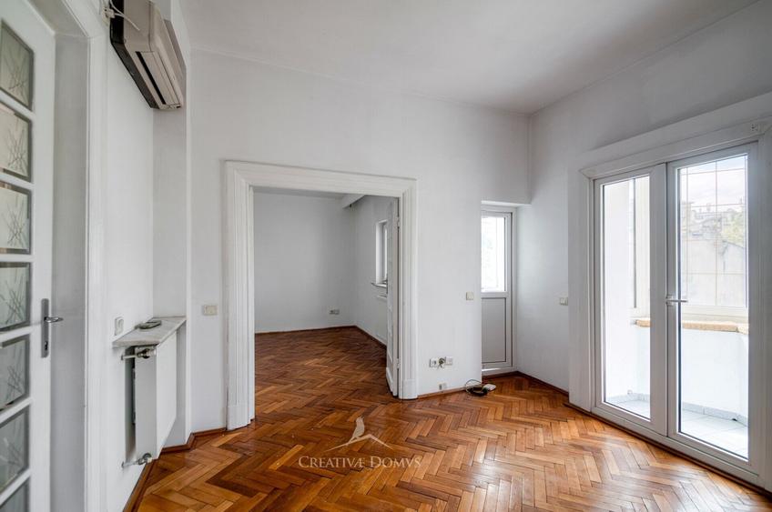Universitate / Spatiu de birouri / Doua camere / Centrala proprie