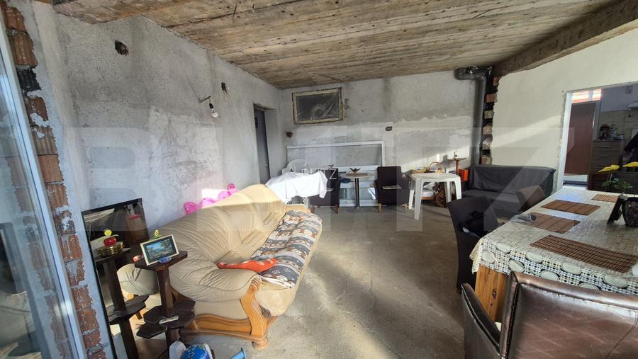 Casa 5 camere, 248 mp, teren 496 mp, zona Closca - 15