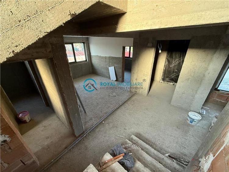 Royal Imobiliare - Vanzare Vila de lux zona Paulesti