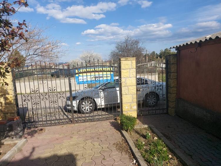 Casa 2 corpuri - Ovidiu - 110.000 euro  (Cod E2) - 6