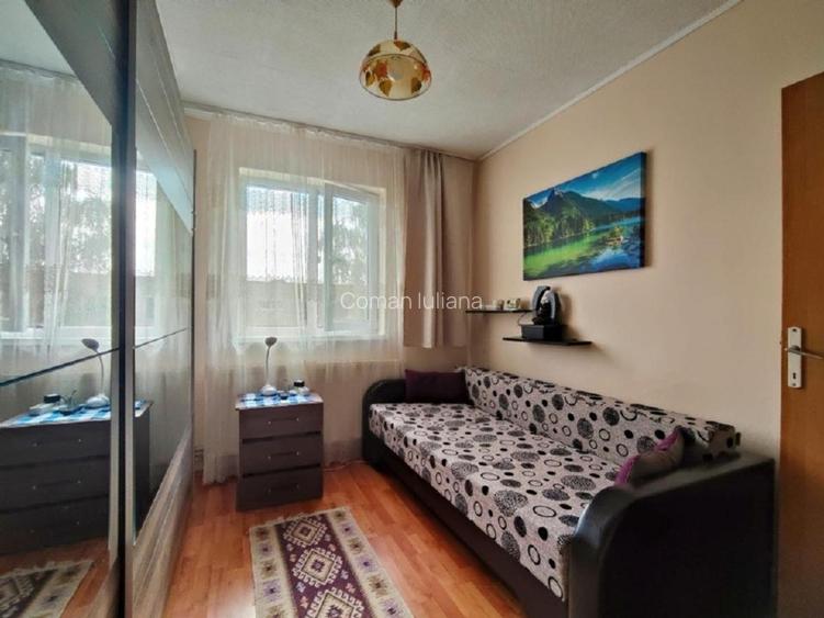 Direct Proprietar | Apartament 3 camere de vânzare – Cartier Florilor, Brașov  - 4