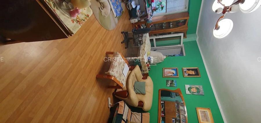 Vanzare 3 camere, 73 mp, etaj 2/8, centrală, 2 AC, parcare, 13 Septembrie - 5